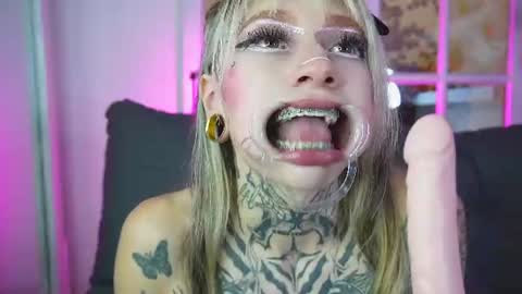 miss___angel online show from July 28, 2:13 pm