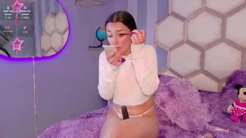 miss__jones_ online show from July 8, 12:30 pm