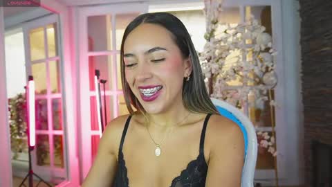 Zoe online show from April 23, 6:09 pm