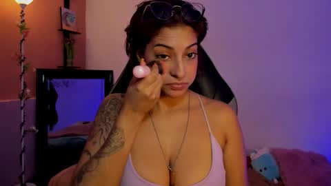 Akemi 3 online show from December 4, 2:05 pm