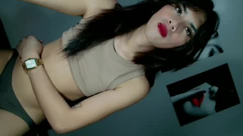 miss_bella69 online show from June 15, 8:06 am