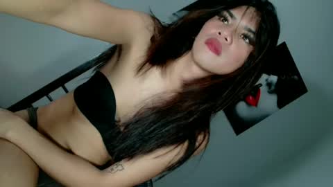 miss_bella69 online show from June 17, 9:09 pm