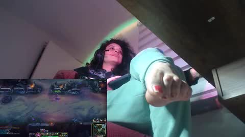 Miss Carmila online show from December 1, 1:58 am