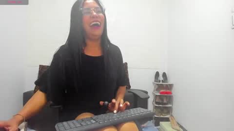 Clare PocaHose online show from June 12, 3:27 am