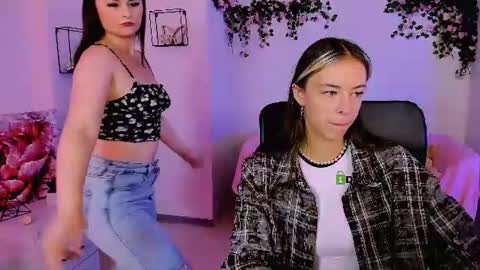 miss_courtney online show from June 25, 8:30 am
