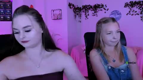 miss_courtney online show from July 23, 8:45 am