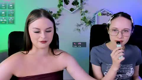 miss_courtney online show from July 4, 8:51 am