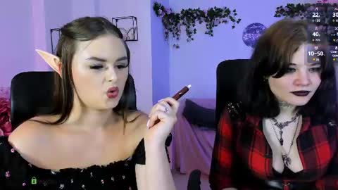 miss_courtney online show from July 3, 8:41 am