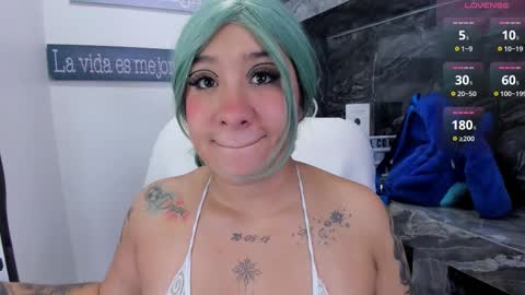 Danika online show from November 24, 10:58 am