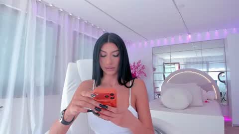 miss_diamond__ online show from July 7, 7:09 am