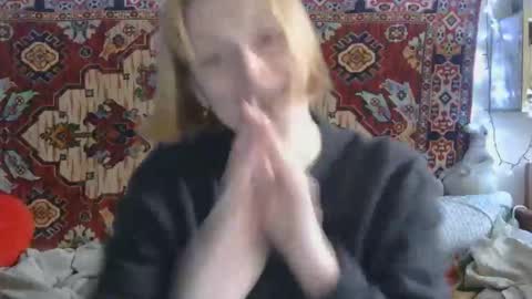 Elis online show from May 4, 10:55 am
