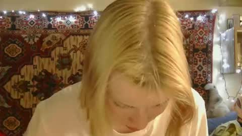 Elis online show from September 25, 12:12 pm