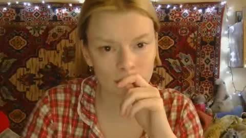 Elis online show from October 14, 11:35 am