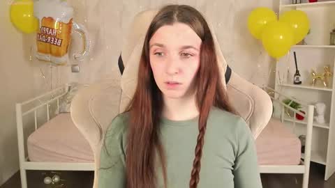 Snapshot of miss_eva__ chatting on September 29, 12:09 am Eva online show from September 29, 12:09 am