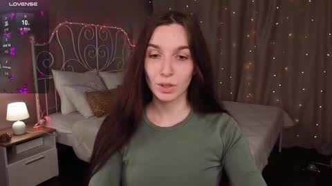 Snapshot of miss_eva__ chatting on October 2, 12:53 am Eva online show from October 2, 12:53 am