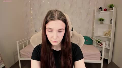 Snapshot of miss_eva__ chatting on September 16, 12:12 am Eva online show from September 16, 12:12 am