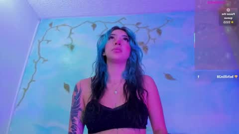 miss_evans_ online show from November 5, 6:59 am