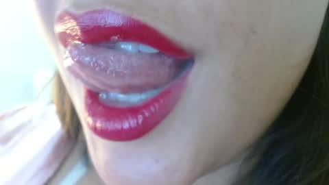 Miss Evoleth online show from April 27, 10:24 am