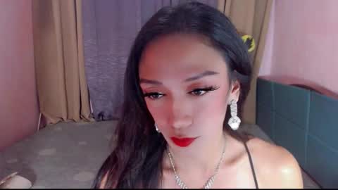 miss_irreplaceable69 online show from March 14, 1:31 am