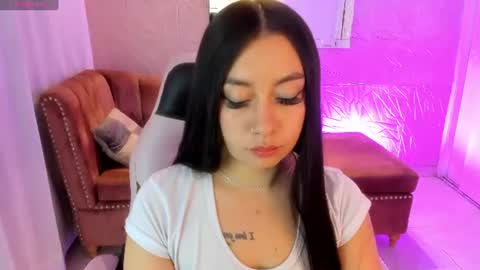 Isabella online show from July 10, 2:11 pm