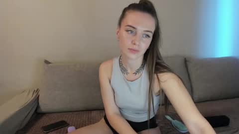 Kitty online show from October 3, 2:32 am