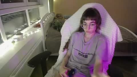 Miss Lina online show from July 1, 9:01 pm