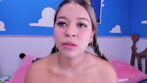 miss_lucyla online show from June 27, 12:22 pm