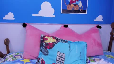 miss_lucyla online show from June 27, 11:05 am