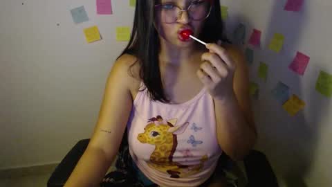 ly independent model online show from November 14, 11:50 pm