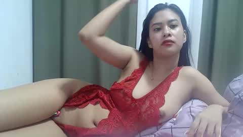 miss_merryjude01 online show from October 26, 11:15 pm