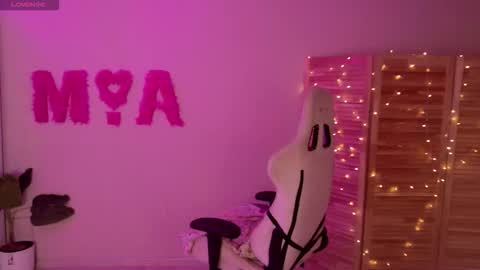 Mamma Mia online show from November 21, 9:07 am