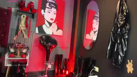 Miss Nicole online show from June 22, 11:17 am