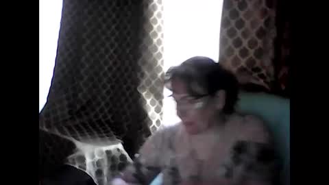 miss sandrax online show from March 9, 7:24 am