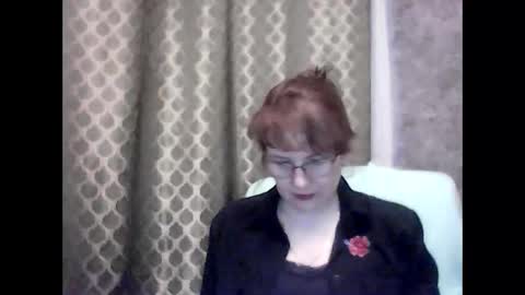 miss sandrax online show from March 18, 2:45 pm