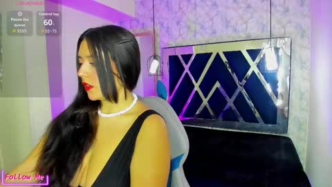  M E L A N I E  online show from March 13, 11:46 am