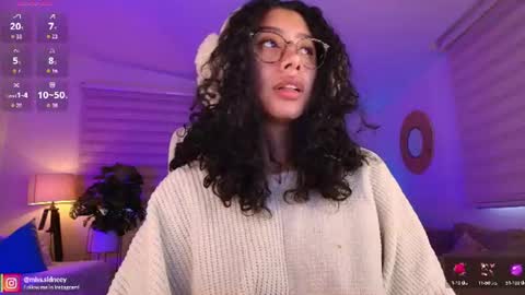 Amy Olivera online show from July 2, 1:05 pm
