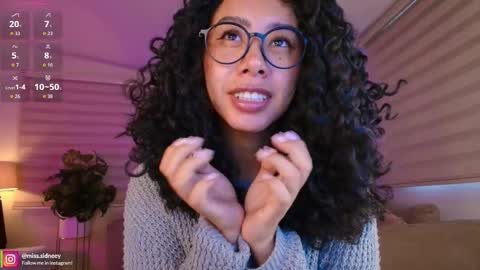Amy Olivera online show from June 8, 11:55 am