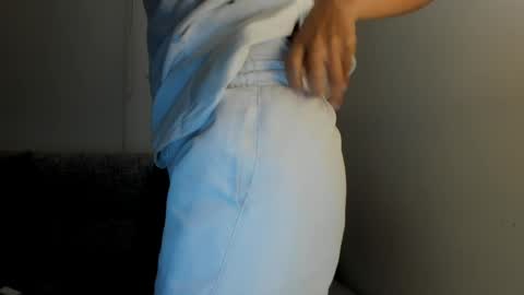 Miss Taniac online show from May 23, 1:23 am