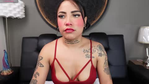 Vaiolette online show from April 25, 12:51 pm