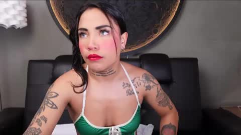 Vaiolette online show from July 2, 11:04 am