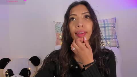 Miss Veronica online show from February 25, 12:05 pm