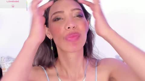 Miss Veronica online show from March 10, 4:25 pm