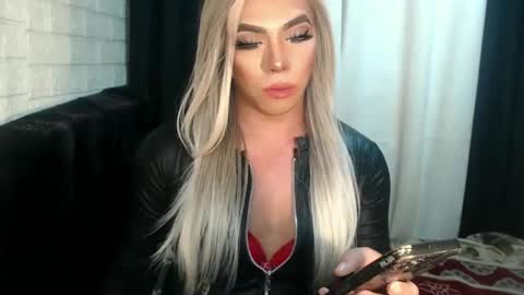 AIRA online show from December 4, 2:36 am