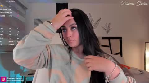 Bianca Torres online show from February 25, 11:15 pm