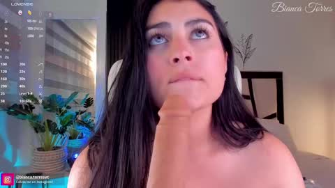 Bianca Torres online show from February 25, 5:30 am