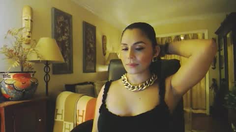 Brownie -P online show from May 16, 5:48 am