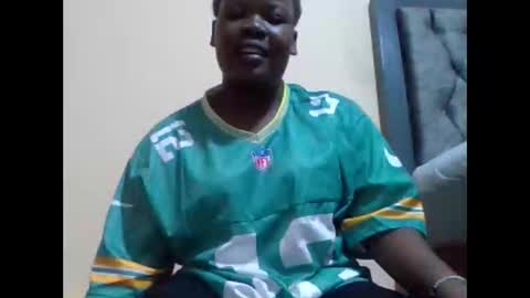 VAL online show from October 18, 12:09 pm