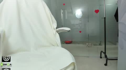 missdominna online show from April 23, 3:03 am