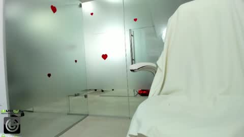 missdominna online show from April 24, 3:08 am