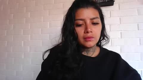 melodie  online show from September 9, 4:51 pm